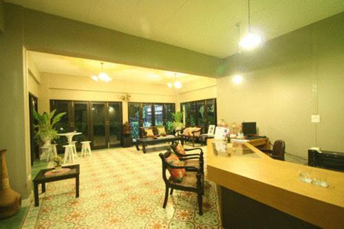 Ploen Pattaya Residence By Tolani Kültér fotó