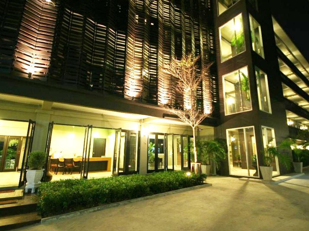 Ploen Pattaya Residence By Tolani Kültér fotó